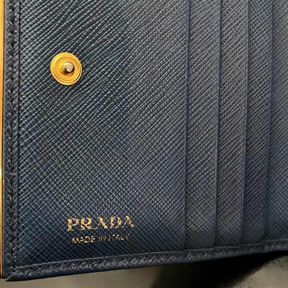 PRADA BLUE SAFFIANO GOLD METAL COMPACT WALLET - Picture 5 of 10